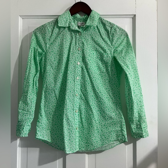 J. Crew Tops - EUC J.Crew Cotton Floral Button Up